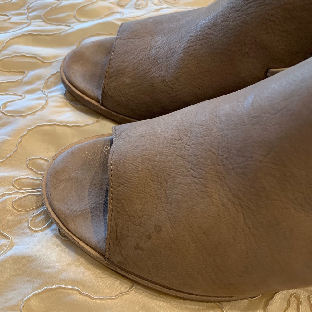 Eileen Fisher Tumbled Nubuck leather - Picture 3 of 5